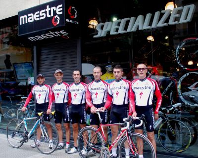 Presentado el MAESTRE-SPECIALIZED TEAM